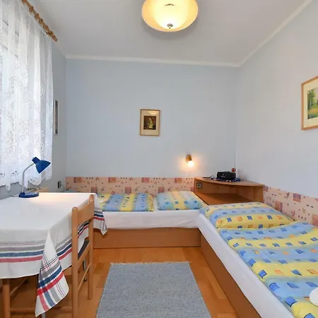 Ubytovanie Dagmar Apartment *